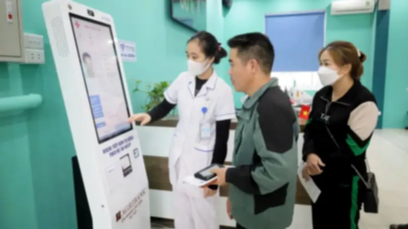 Bác sĩ tim mạch hỗ trợ trạm y tế xã, nâng cao chất lượng khám chữa bệnh tại cơ sở