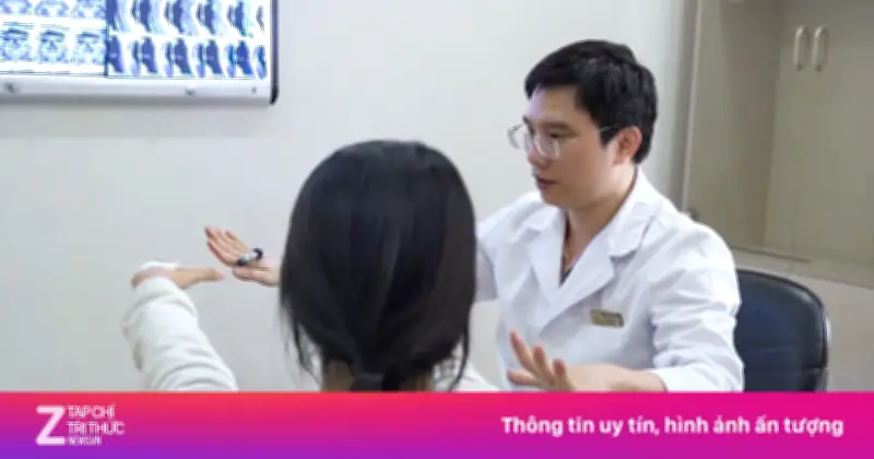 Bác sĩ Vinmec hồi sinh đôi chân cho bé gái 12 tuổi liệt hoàn toàn nhờ phẫu thuật đột phá