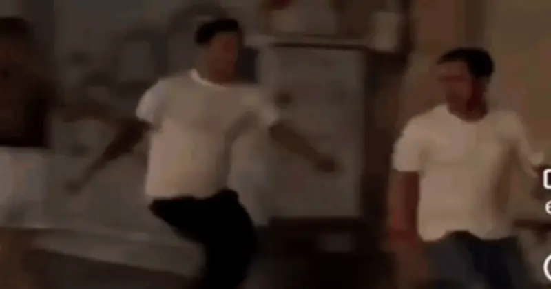 Va chạm Bentley ở trung tâm TP.HCM: 2 người đàn ông truy đuổi, hành hung tài xế công nghệ