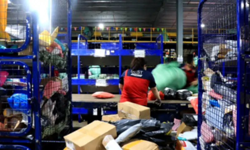 BEST Express Củ Chi vận hành xuyên đêm, đưa hàng Tết về đích kịp thời