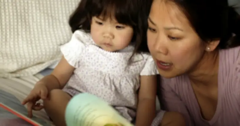 Bài học xương máu từ một bà mẹ: Áp lực điểm số đẩy con gái đến trầm cảm