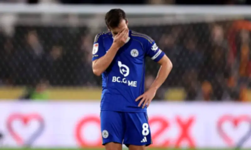 Bi kịch Leicester sau 10 năm vô địch Ngoại hạng Anh: Từ cổ tích đến nguy cơ xuống hạng Ba