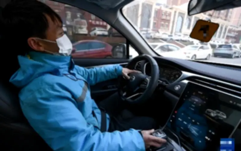 Bi Mở Đôi 17 Triệu Tiền Xăng Khi Đi Nhờ Xe Về Quê Ăn Tết: Bài Học Về Ranh Giới Phũ Phàng