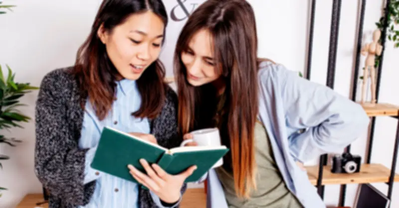 Bài mẫu viết thư UPU lần thứ 55: Gần trên màn hình, xa trong đời thực