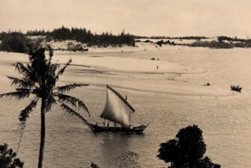 Bãi Tắm Cửa Tùng: 'Nữ Hoàng' Miền Trung Gần Thế Kỷ Trước Và Sự Biến Đổi