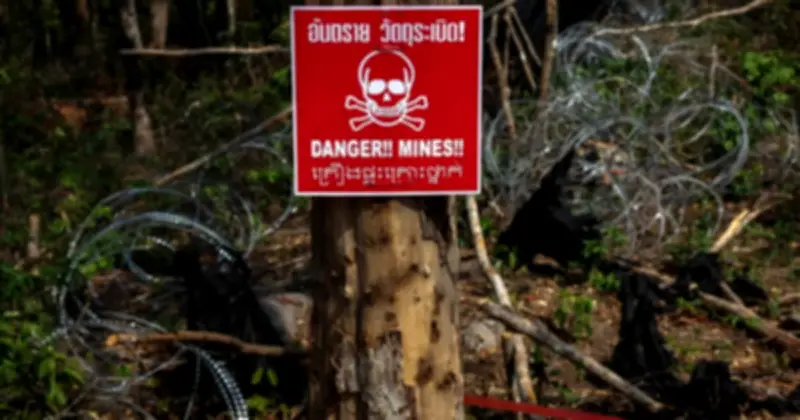 Biên Giới Thái Lan - Campuchia Căng Thẳng: Vụ Nổ Bom Mìn Làm Binh Sĩ Thương Vong