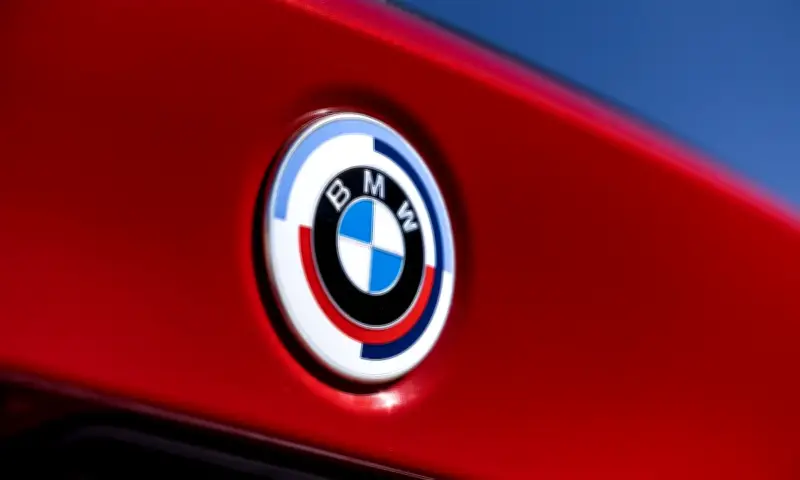 BMW triệu hồi 575.000 xe toàn cầu do lỗi môtơ khởi động, nguy cơ cháy xe