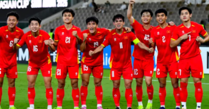 Bóng đá Việt Nam 2025: Hào quang đội tuyển và những gam màu trầm ở giải quốc nội