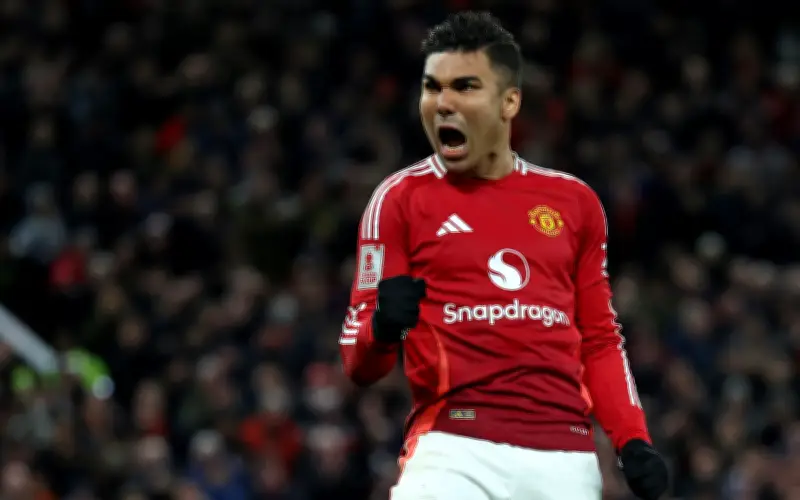 Bảng xếp hạng Ngoại hạng Anh vòng 26: Man United giữ vững top 4, Arsenal bị Brentford cầm chân