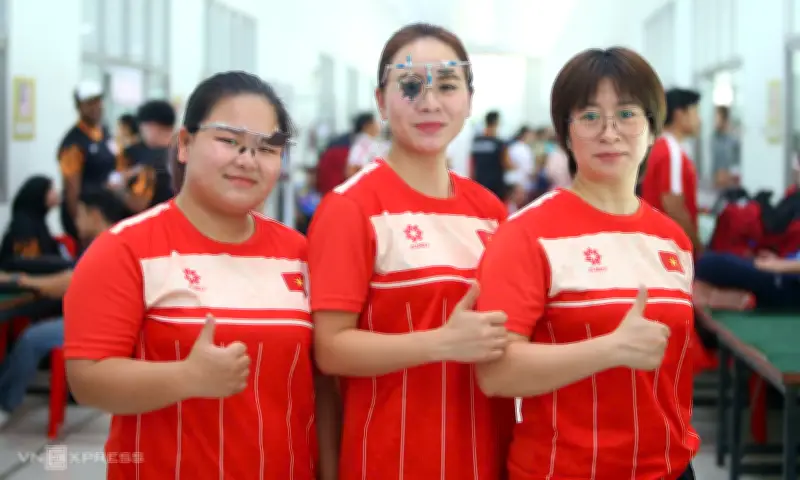 Bình Chọn VĐV, HLV Yêu Thích 2025: Hơn 2.000 Lượt Vote, Cơ Hội Nhận Giày Thể Thao