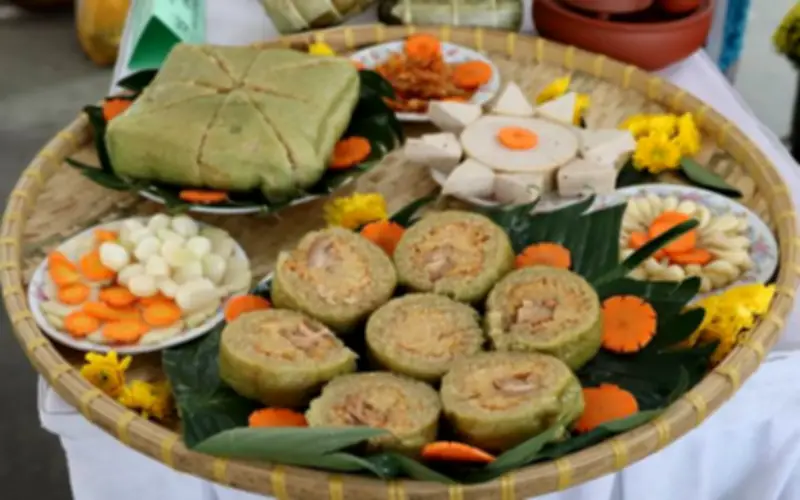 Bánh chưng ngày Tết: Ăn sao cho đúng để kiểm soát đường huyết, không tăng cân