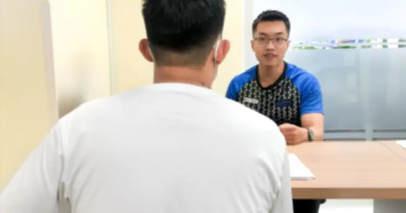 Bệnh nhân 20 tuổi, nặng 132 kg phát hiện nốt vôi hóa gan do gan nhiễm mỡ nặng