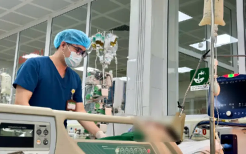 Bệnh nhân nghiện rượu nặng suốt 20 năm nguy kịch vì xuất huyết tiêu hóa