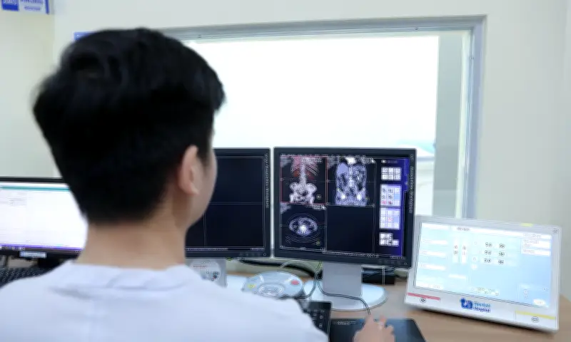 Bệnh nhân nhầm dấu hiệu ung thư não với mãn kinh, phát hiện khối u lớn