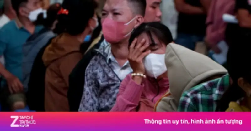 Bệnh viện TP.HCM xin lỗi vì để bệnh nhân chờ hàng giờ mới phát thuốc