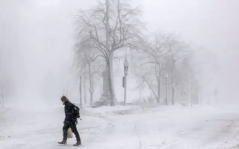Bão Tuyết 'Quái Vật' Tấn Công Miền Đông Nước Mỹ: 3 Cơ Chế Hiếm Gặp Hội Tụ