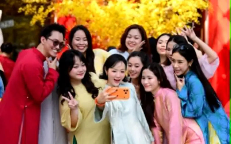 Bảo vệ sức khỏe dịp Tết: Mẹo chống say xe, say nắng và hạn chế tác hại rượu bia