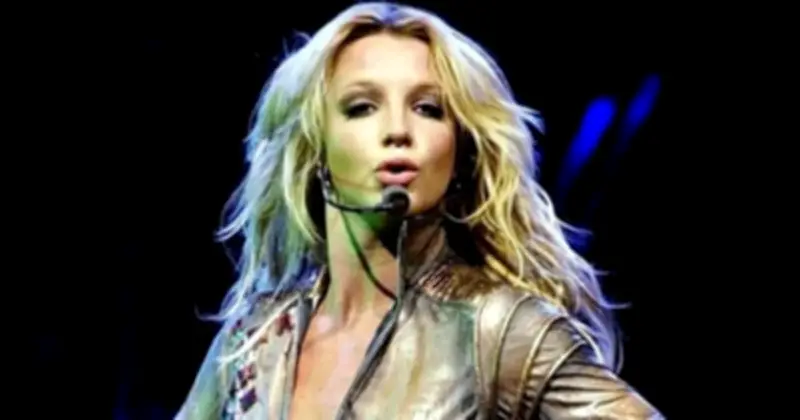 Britney Spears bán kho nhạc trăm triệu USD, gia nhập làn sóng nghệ sĩ bán bản quyền