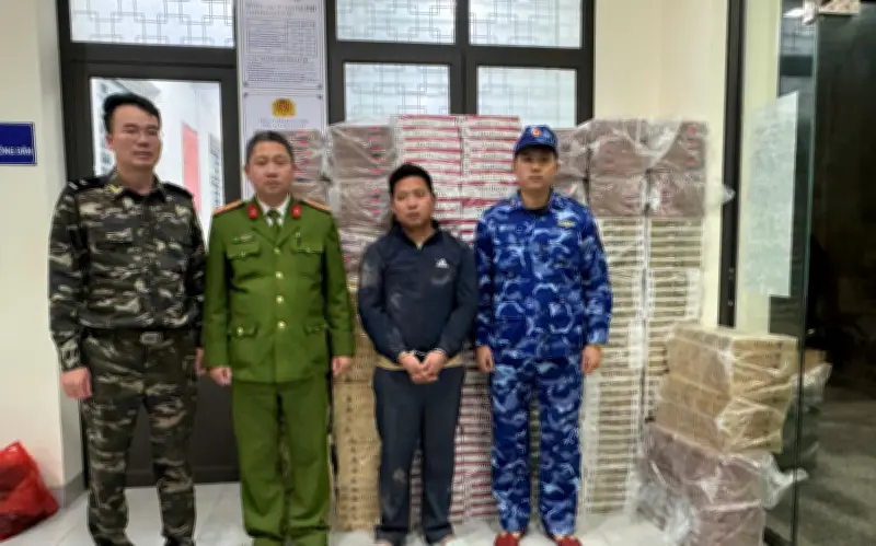 Bắt giữ gần 40.000 bao thuốc lá nhập lậu vận chuyển trái phép