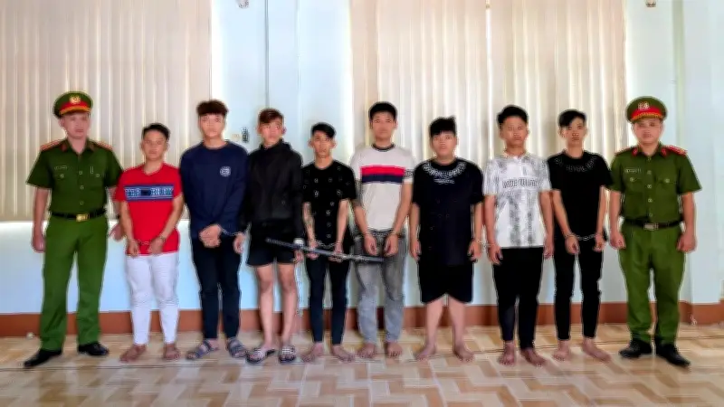 Bắt giữ nhóm thanh thiếu niên cướp tài sản trên đường vắng tại Bình Dương