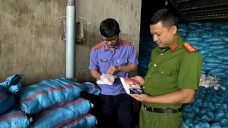 Bắt Giám đốc Công ty Kiều Hưng Sản Xuất Hàng Ngàn Tấn Muối I-ốt Giả Tại Đắk Lắk