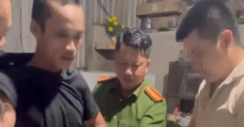 Bắt kẻ cướp giật tiệm vàng ở TP.HCM sau 5 giờ gây án