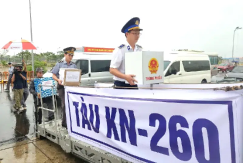 Bầu Cử Sớm Trên Biển: Đảm Bảo Quyền Lợi Cho Cán Bộ, Chiến Sĩ Nơi Đầu Sóng