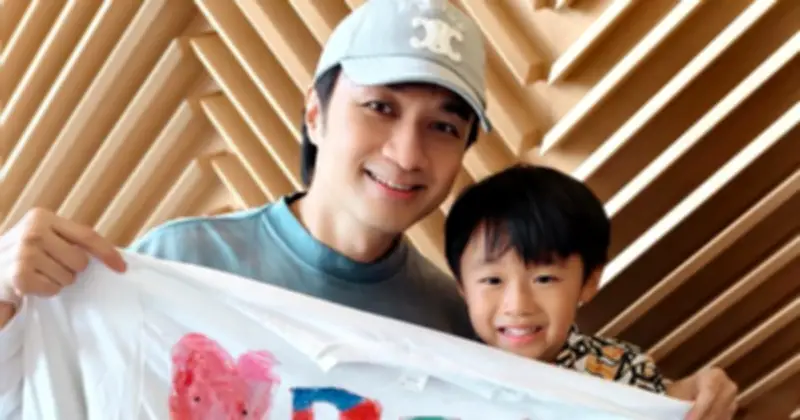 Cổ Cự Cơ hạnh phúc khoe hai con trai, tiết lộ bí quyết trẻ trung nhờ làm bố