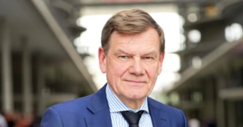 Đức chỉ trích Tổng thống Pháp về phát ngôn chi tiêu quốc phòng