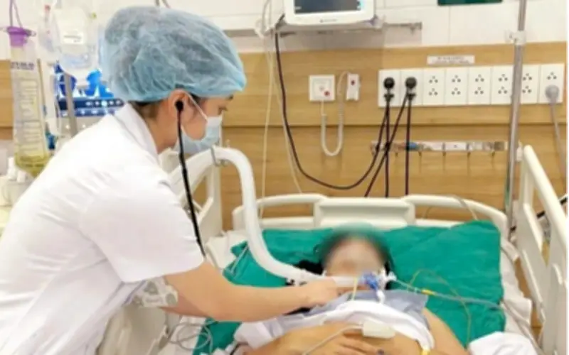 Cô gái 9X tử vong sau khi truyền dịch trắng da tại nhà ở TP.HCM