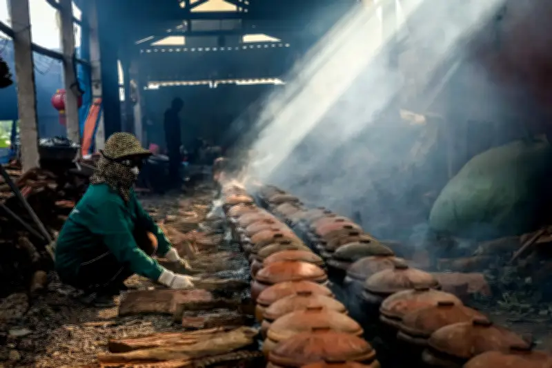 Cá Kho Làng Vũ Đại: Từ Món Ăn Dân Dã Đến Đặc Sản Triệu Đồng Đón Tết