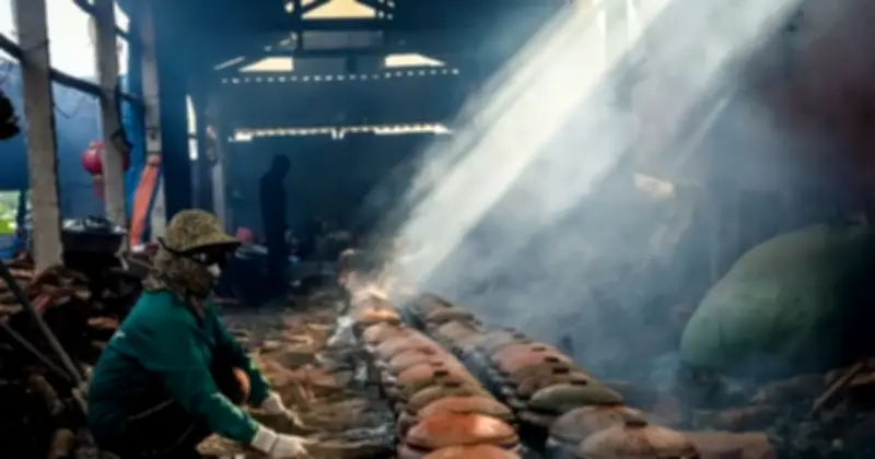 Cá Kho Làng Vũ Đại: Từ Món Ăn Dân Dã Đến Đặc Sản Triệu Đồng Trong Mâm Cơm Tết