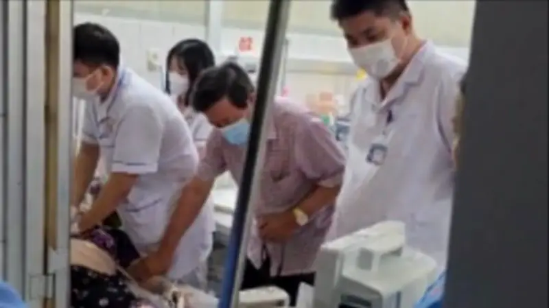Cà Mau: Cụ bà 84 tuổi tử vong sau 1 ngày nhập viện, người nhà tố bác sĩ tắc trách