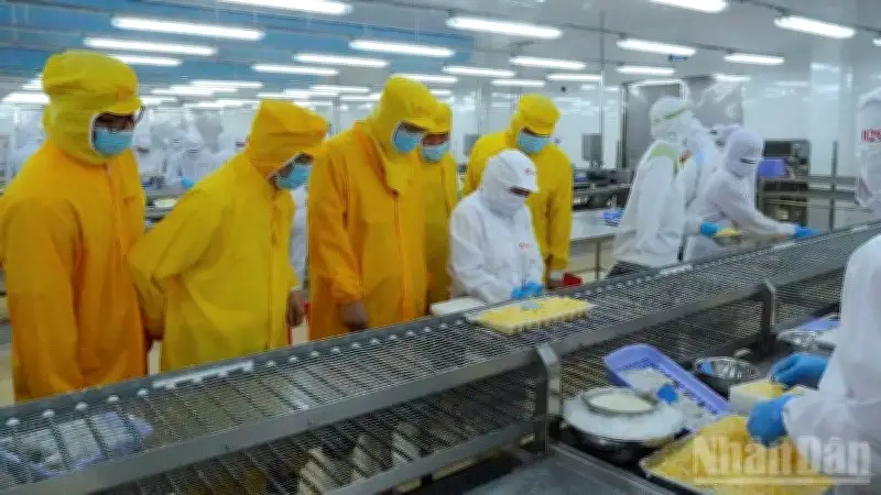 Cà Mau ghi nhận đóng góp của doanh nghiệp, phấn đấu tăng trưởng hai con số năm 2026