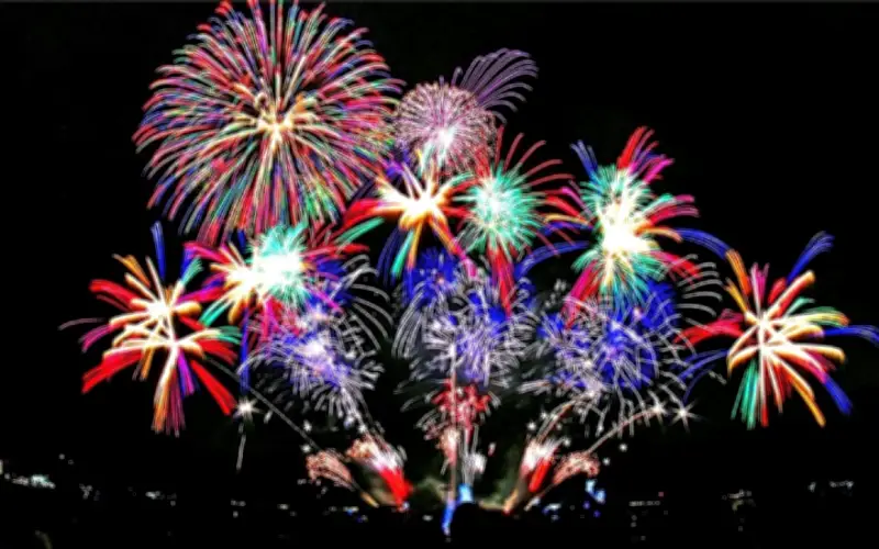 Cả nước rộn ràng chuẩn bị bắn pháo hoa đón Xuân Bính Ngọ 2026