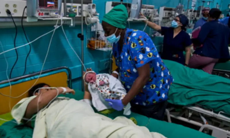 Canada Sắp Viện Trợ Nhiên Liệu Cho Cuba Giữa Khủng Hoảng Năng Lượng Trầm Trọng