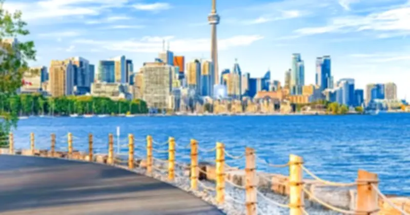 Canada Ưu Tiên 5 Nhóm Ngành Nghề Định Cư Năm 2026: Bác Sĩ, Nhà Nghiên Cứu, Quản Lý Cấp Cao