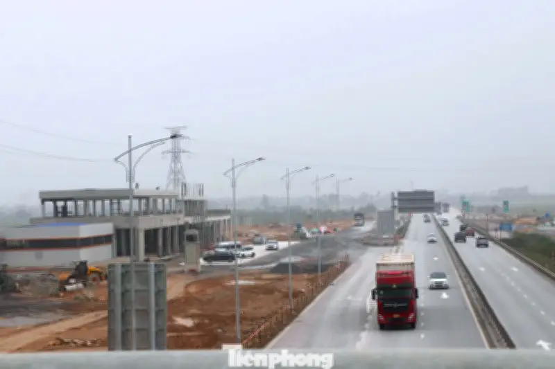 Cao tốc Bắc - Nam qua Nghệ An: Trạm dừng nghỉ duy nhất chưa đáp ứng nhu cầu tiếp nhiên liệu