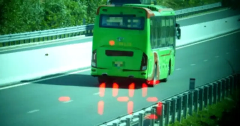 Cao tốc TP.HCM - Vân Phong: Gần 100 xe khách vi phạm tốc độ, phạt hơn 354 triệu đồng