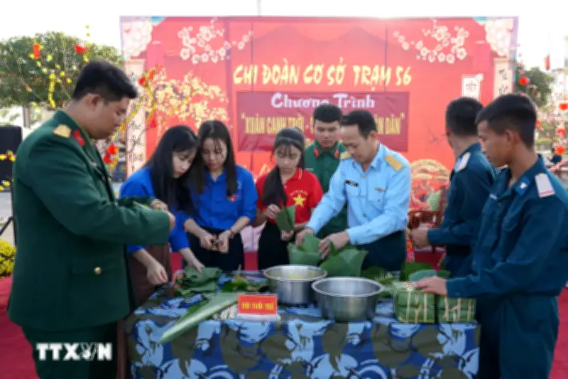 Các cán bộ, chiến sỹ Trạm Radar 56 vui xuân đón Tết trong nhiệm vụ