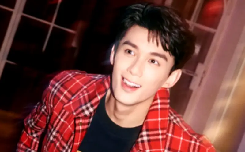 Các nhà mốt xa xỉ khai thác hình tượng ngựa trong bộ sưu tập Tết Bính Ngọ 2026