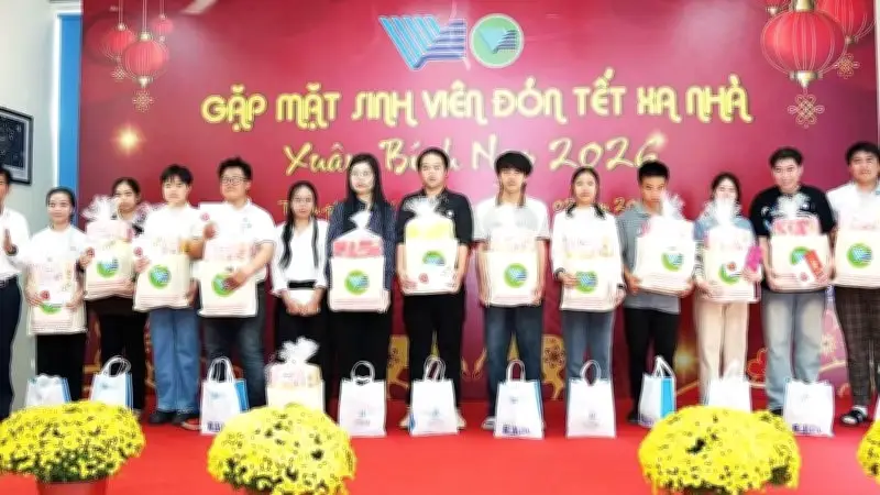 Các Trường Đại Học Tại TP.HCM Tổ Chức Nhiều Hoạt Động Ý Nghĩa Chăm Lo Tết Cho Sinh Viên