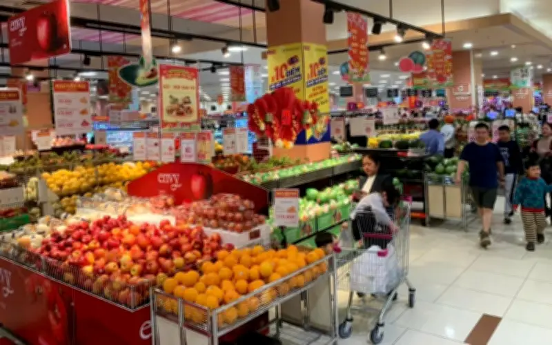 Chợ Dân Sinh Mở Cửa Sau Tết, Nguồn Hàng Dồi Dào, Giá Cả Ổn Định