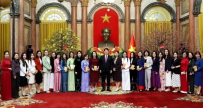 Chủ tịch nước Võ Văn Thưởng chúc Tết cán bộ, người lao động Văn phòng Chủ tịch nước