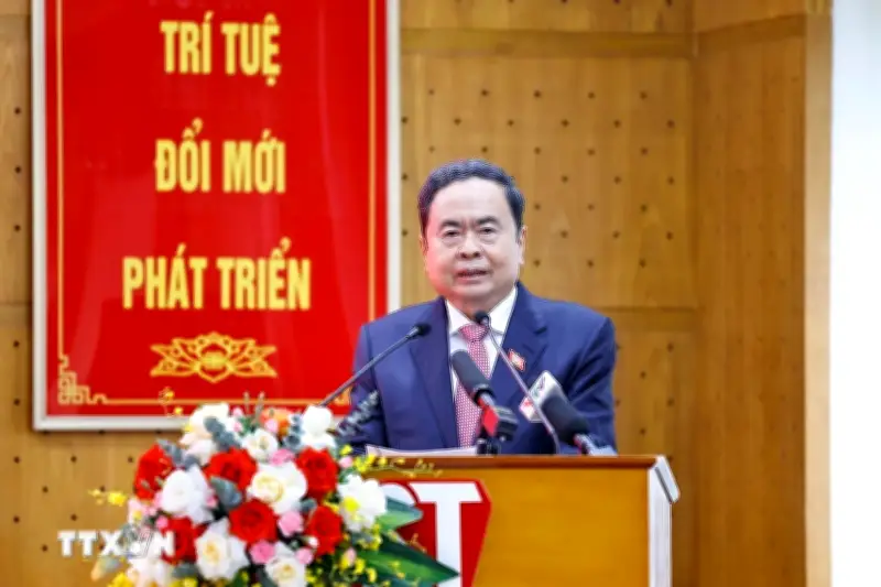 Chủ tịch Quốc hội kêu gọi đổi mới mạnh mẽ công tác tuyên truyền ấn phẩm chính trị, pháp luật