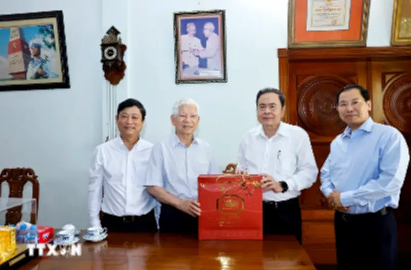 Chủ tịch Quốc hội Trần Thanh Mẫn thăm, chúc Tết lãnh đạo Đảng, Nhà nước