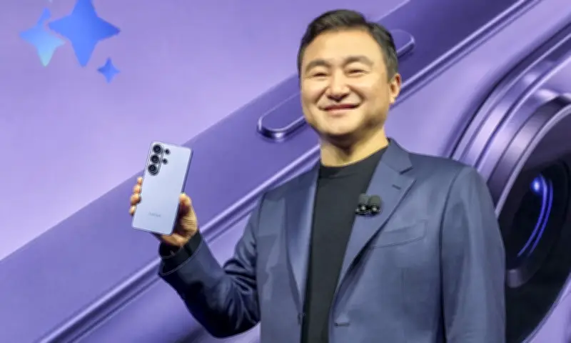 Chủ tịch Samsung: Tác nhân AI đang gần gũi hơn nhờ smartphone