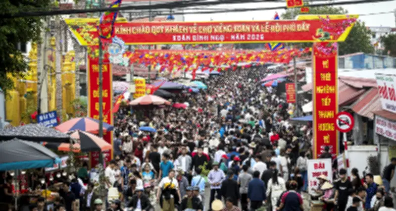 Chợ Viềng Xuân Ninh Bình: Phiên Chợ Lấy May Đầu Năm Thu Hút Hàng Ngàn Du Khách