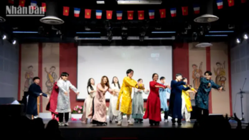 Chợ Xuân Bính Ngọ 2026 tại Paris: Gìn giữ văn hóa Việt giữa lòng nước Pháp