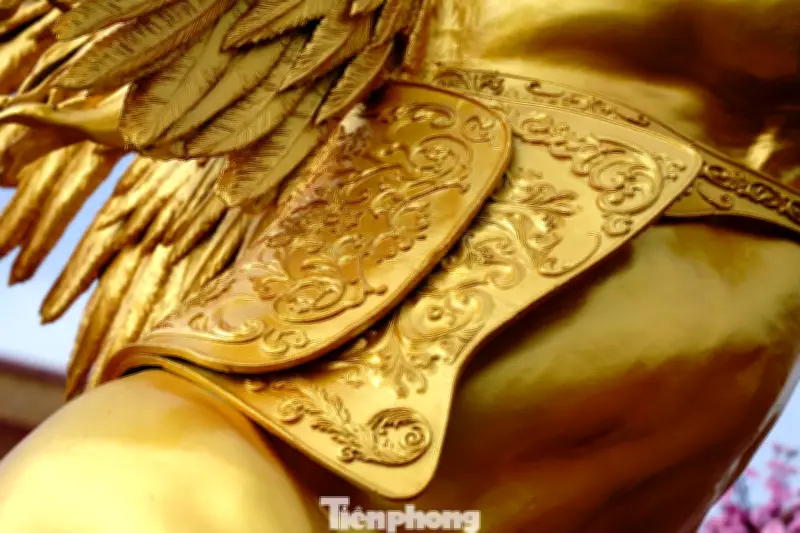 Chùa Phổ Độ Hà Tĩnh Thu Hút Du Khách Với Tượng Ngựa Vàng Linh Thiêng Đón Tết